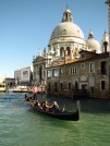 Gondola Venēcijā